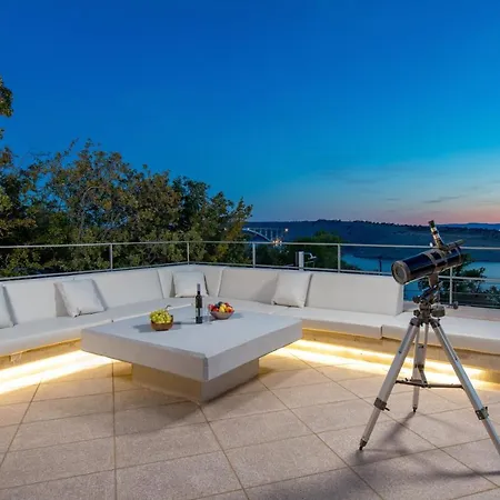 Вилла Luxury Ostro With Pool & Krk Bridge View