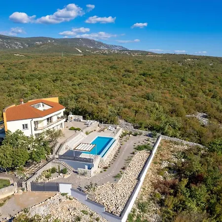 Luxury Ostro With Pool & Krk Bridge View * Кральевица