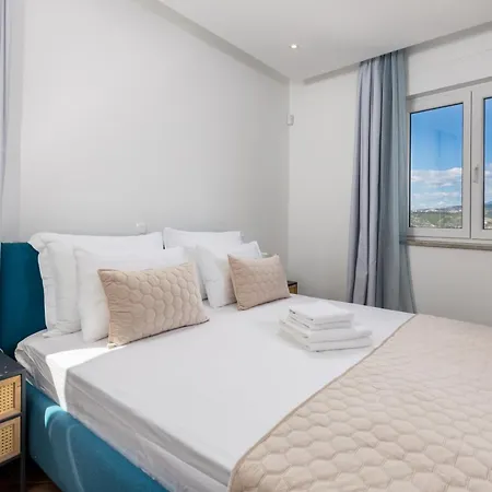 Luxury Ostro With Pool & Krk Bridge View *