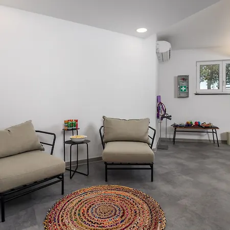 Luxury Ostro With Pool & Krk Bridge View Βίλα Kraljevica