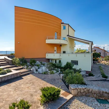 Вилла Luxury Ostro With Pool & Krk Bridge View