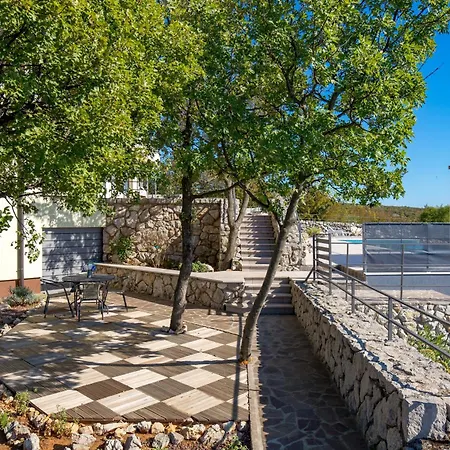 Luxury Ostro With Pool & Krk Bridge View