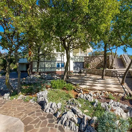 Βίλα Luxury Ostro With Pool & Krk Bridge View *