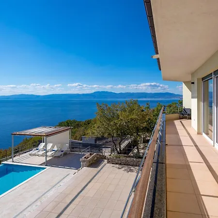 Luxury Ostro With Pool & Krk Bridge View *