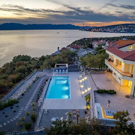 Luxury Ostro With Pool & Krk Bridge View Вилла