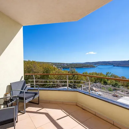 Luxury Ostro With Pool & Krk Bridge View Villa Kraljevica