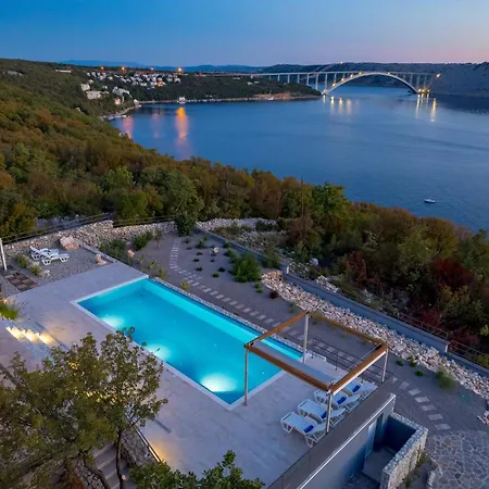 Luxury Ostro With Pool & Krk Bridge View *