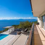 Luxury Ostro With Pool & Krk Bridge View *