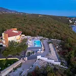 Luxury Ostro With Pool & Krk Bridge View Kraljevica