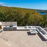 Luxury Ostro With Pool & Krk Bridge View Vila