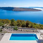 Luxury Ostro With Pool & Krk Bridge View Vila *