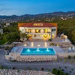 Luxury Ostro With Pool & Krk Bridge View Vila Kraljevica