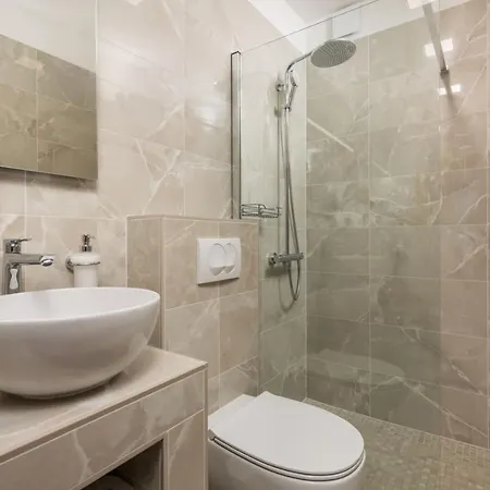 Vila Luxury Ostro With Pool & Krk Bridge View *