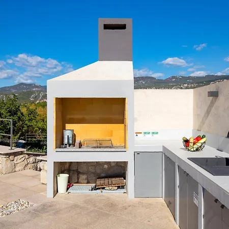 Luxury Ostro With Pool & Krk Bridge View *