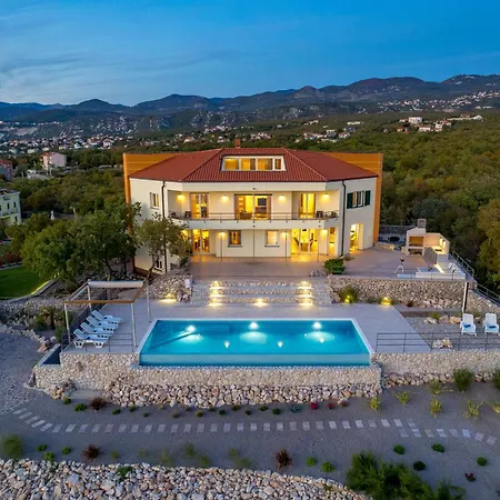 Luxury Ostro With Pool & Krk Bridge View Vila Kraljevica