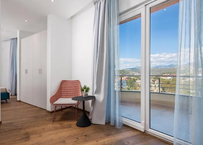 Vila Luxury Ostro With Pool & Krk Bridge View *