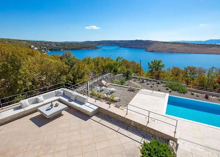 Luxury Ostro With Pool & Krk Bridge View Vila