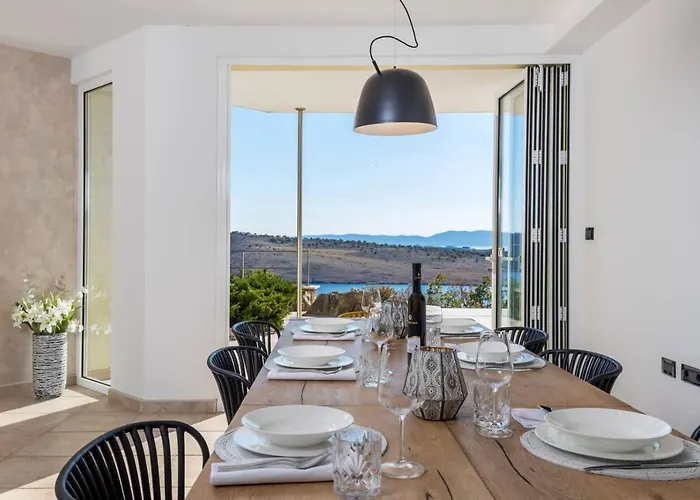 Вилла Luxury Ostro With Pool & Krk Bridge View Кральевица