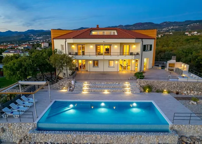 Vila Luxury Ostro With Pool & Krk Bridge View Kraljevica
