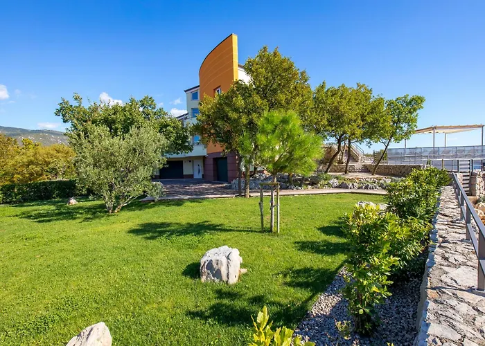 וילה Luxury Ostro With Pool & Krk Bridge View