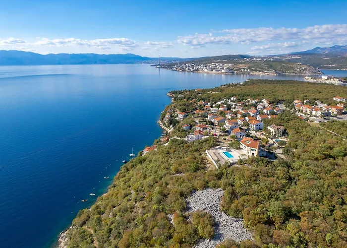 Vila Luxury Ostro With Pool & Krk Bridge View *
