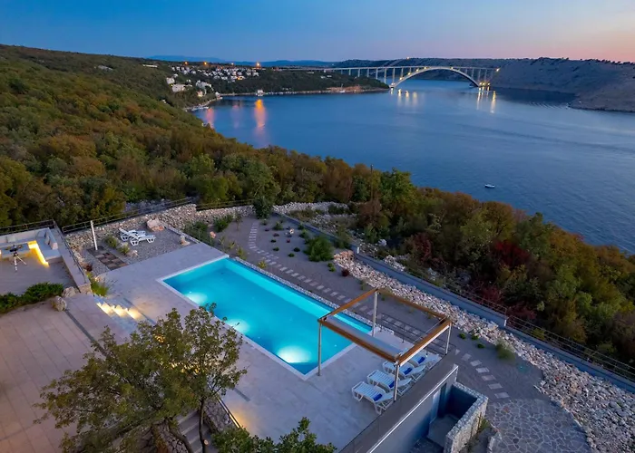 Luxury Ostro With Pool & Krk Bridge View *