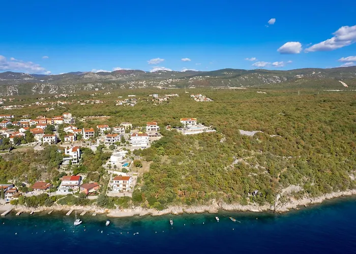 Luxury Ostro With Pool & Krk Bridge View Вилла *