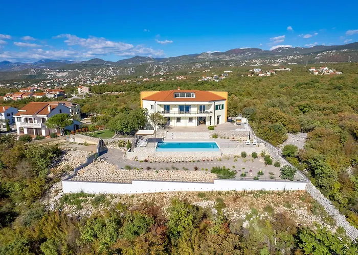 וילה Luxury Ostro With Pool & Krk Bridge View *